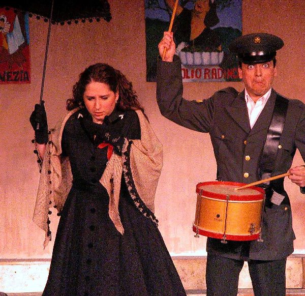 Kurt in The Gondoliers 2005 — 'Luiz', with Holly Corcoran — 'Casilda' Kurt in The Gondoliers 2005 — 'Luiz', with Holly Corcoran — 'Casilda'