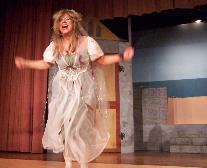 Sarajane in Ruddigore 2006 — 'Mad Margaret' Sarajane in Ruddigore 2006 — 'Mad Margaret'