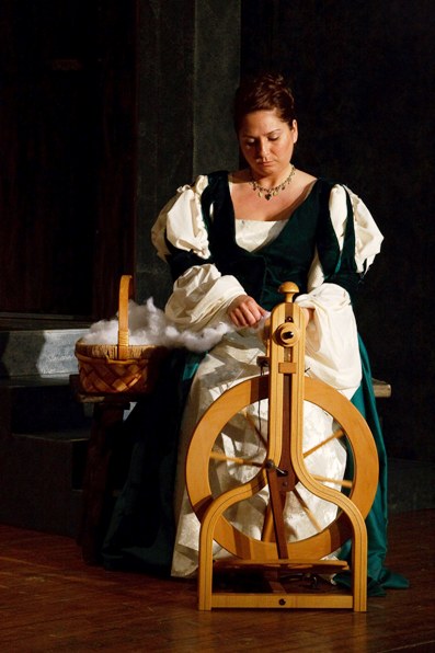 Holly in The Yeomen of the Guard 2009 — 'Phoebe Meryll' Holly in The Yeomen of the Guard 2009 — 'Phoebe Meryll'